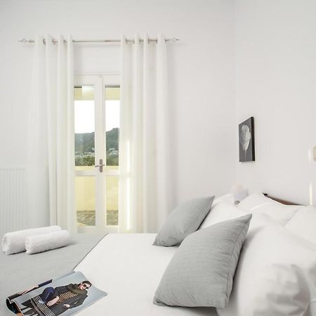 Bernie House Apartment Melanes Ngoại thất bức ảnh