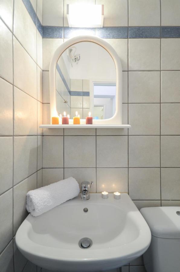 Bernie House Apartment Melanes Ngoại thất bức ảnh