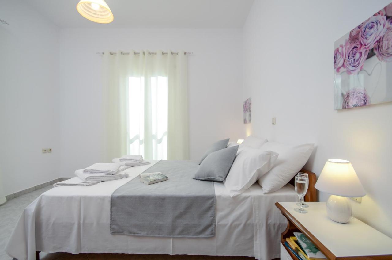 Bernie House Apartment Melanes Ngoại thất bức ảnh