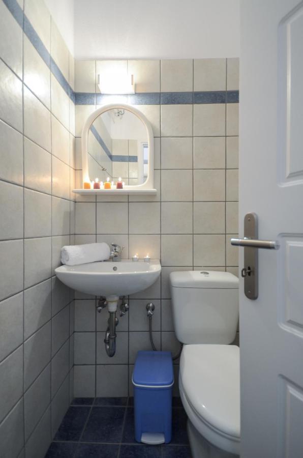 Bernie House Apartment Melanes Ngoại thất bức ảnh
